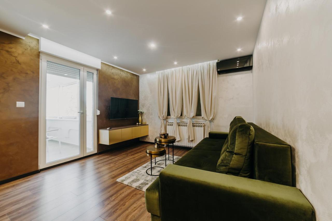 Apartman Stari Toranj Vukovar Exteriör bild